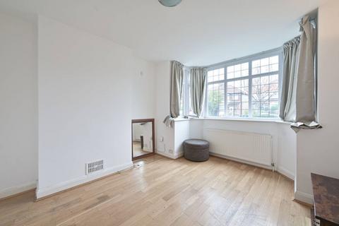 3 bedroom semi-detached house to rent, Oakhampton Road, Mill Hill, London, NW7