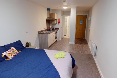 Studio to rent, Spaniel Row, Nottingham NG1