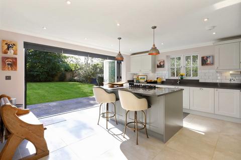 4 bedroom detached house for sale, Gurnells Road, Seer Green, Beaconsfield, Buckinghamshire, HP9