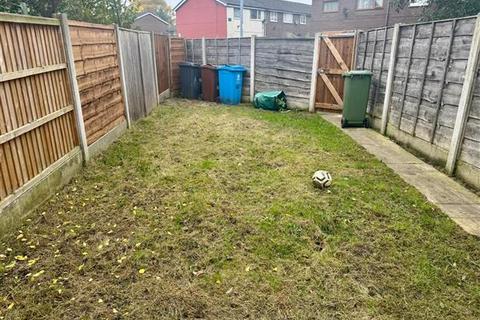 8a Turf Lane, Chadderton, Oldham, OL9 8HL