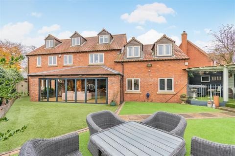 5 bedroom detached house for sale, Park Mews, Skegby