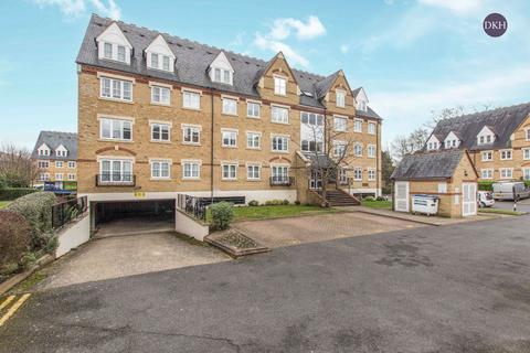 2 bedroom apartment to rent, Badminton House, Watford WD24