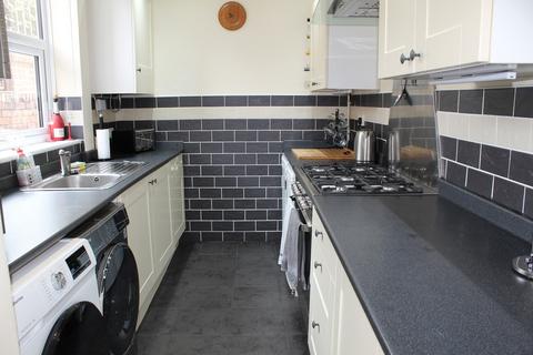 3 bedroom semi-detached house for sale, Independent Hill, Alfreton, Derbyshire. DE55 7DG