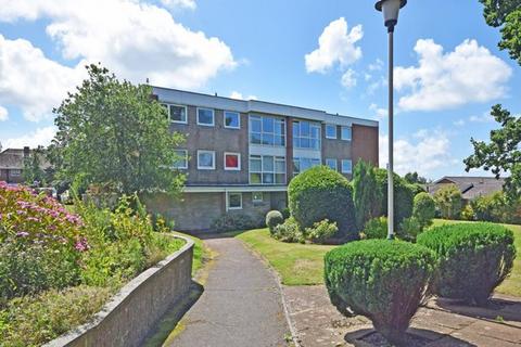 2 bedroom flat to rent, Cockerell Rise, , East Cowes