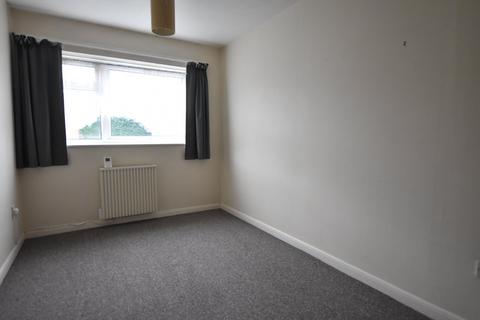 2 bedroom flat to rent, Cockerell Rise, , East Cowes