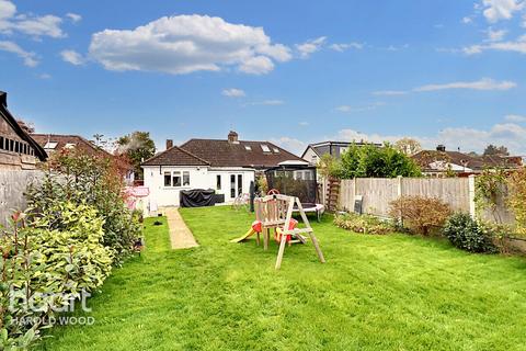 2 bedroom semi-detached bungalow for sale, Ingreway, Harold Wood