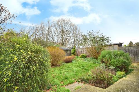 3 bedroom semi-detached house for sale, Chaucer Green, Croydon, Surrey