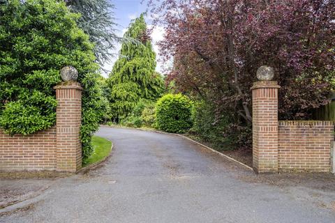 4 bedroom detached house for sale, Charlton Park Gate, Cheltenham, Gloucestershire, GL53