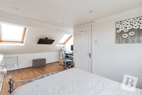 4 Isis Drive, Upminster, RM14 1LJ
