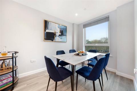 1 bedroom apartment for sale, Avenue Road, London W3