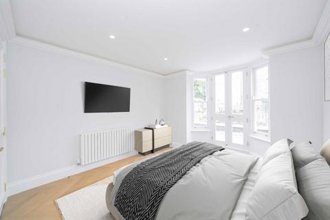 2 bedroom flat for sale, Hillfield Road, London NW6