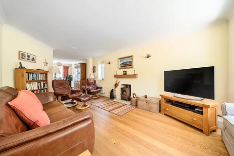 4 bedroom detached house for sale, Mitchell Gardens, Slinfold, RH13