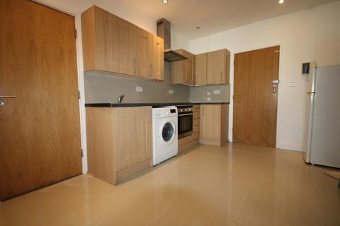 1 bedroom flat to rent, Neeld Crescent, London, NW4