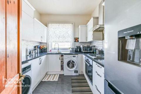 2 bedroom maisonette for sale, Bensham Manor Road, THORNTON HEATH