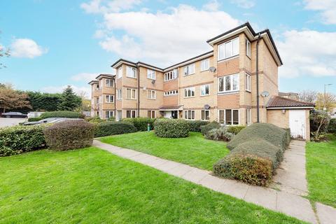 2, Pinecroft Court, 410 Wickham Lane, Welling, DA16 3ET