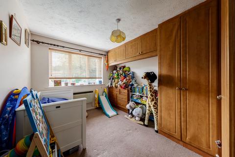 2, Pinecroft Court, 410 Wickham Lane, Welling, DA16 3ET