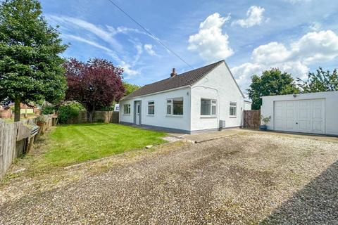 3 bedroom bungalow for sale, North End, Goxhill, Barrow Upon Humber, North Lincolnshire, DN19