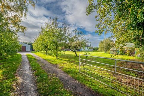 5 bedroom detached bungalow for sale, Georges Elm Lane, Alcester B50