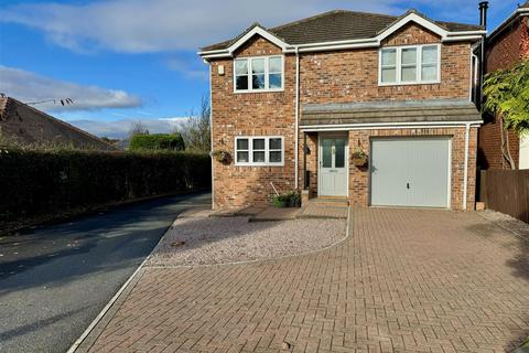 4 bedroom detached house for sale, Orchard Drive, Royston S71 4TB