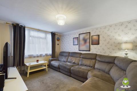 3 bedroom end of terrace house for sale, Gregory Close, Basingstoke, Hampshire, RG21