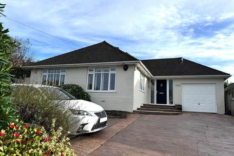 3 bedroom detached bungalow for sale, Farm Lane south