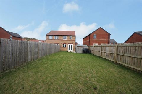 2 bedroom semi-detached house for sale, Mason Avenue, Hull