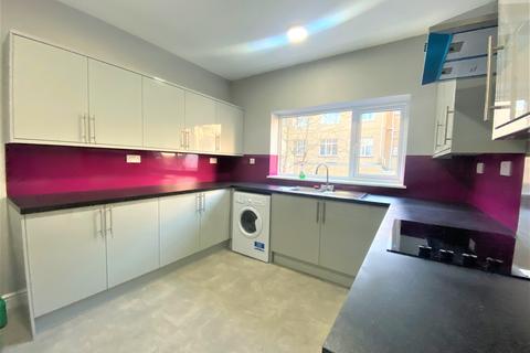 2 bedroom flat to rent, Craddock Street, City Centre, Swansea