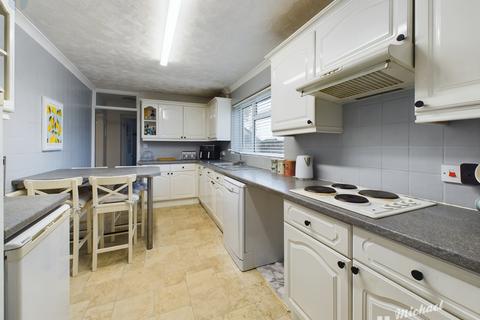 3 bedroom semi-detached house for sale, Hampden Road, Stoke Mandeville, Aylesbury, Buckinghamshire