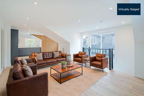 3 bedroom flat for sale, Priory Terrace, South Hampstead, NW6