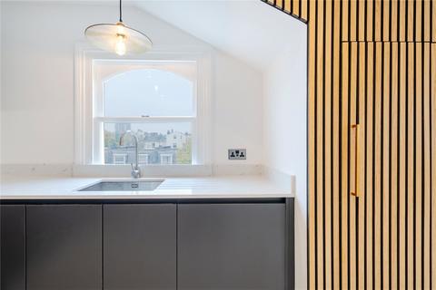 3 bedroom flat for sale, Priory Terrace, South Hampstead, NW6