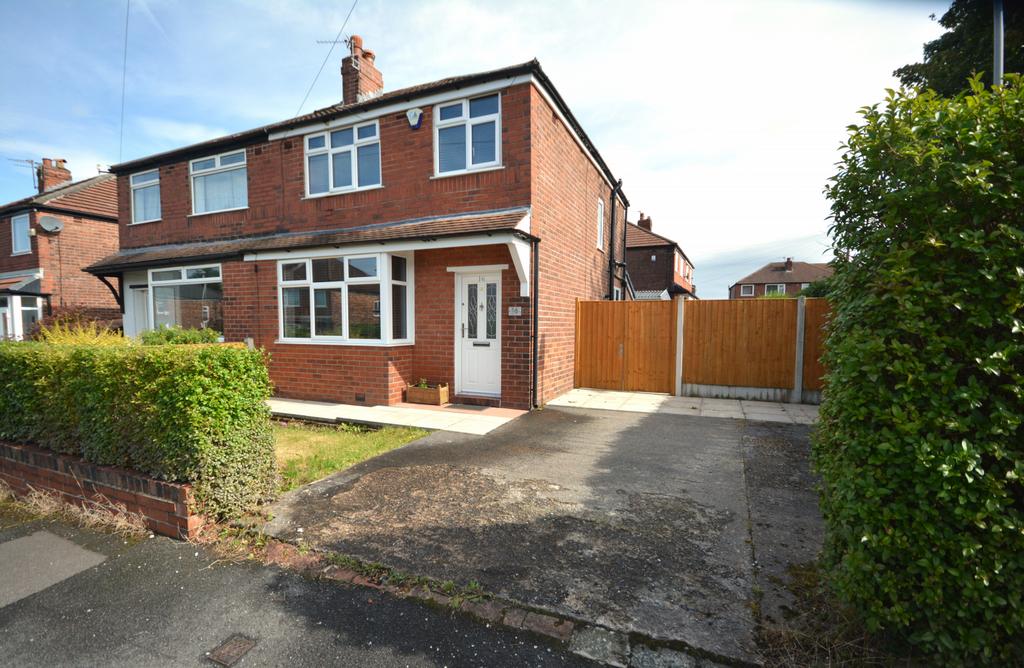 16 Ridge Crescent, Whitefield M45 8 FN