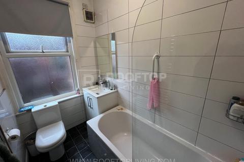 6 bedroom house to rent, Inglewood Terrace, Leeds LS6