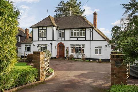 Firsdown Coulsdon Lane, Chipstead, Coulsdon, CR5 3QH