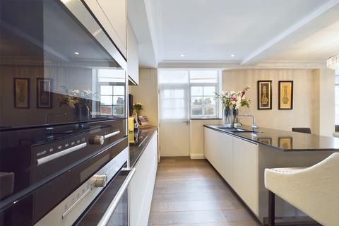 2 bedroom apartment for sale, South Audley Street, Mayfair, London, W1K