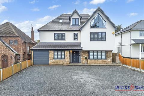 6 bedroom detached house for sale, Noak Hill Close, Billericay, Essex