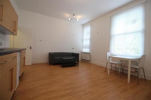 1 bedroom flat to rent, Evington Road, Leicester