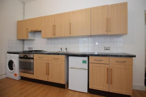 1 bedroom flat to rent, Evington Road, Leicester