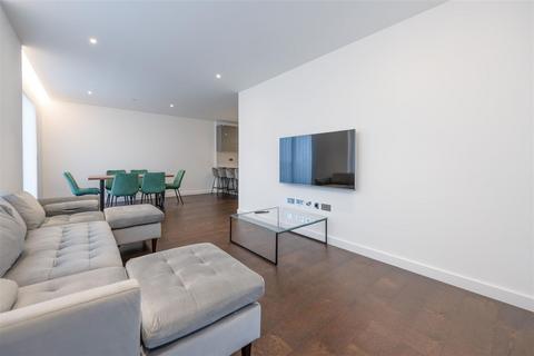 3 bedroom apartment for sale, Lanchester Way, London, SW11