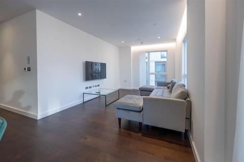 3 bedroom apartment for sale, Lanchester Way, London, SW11