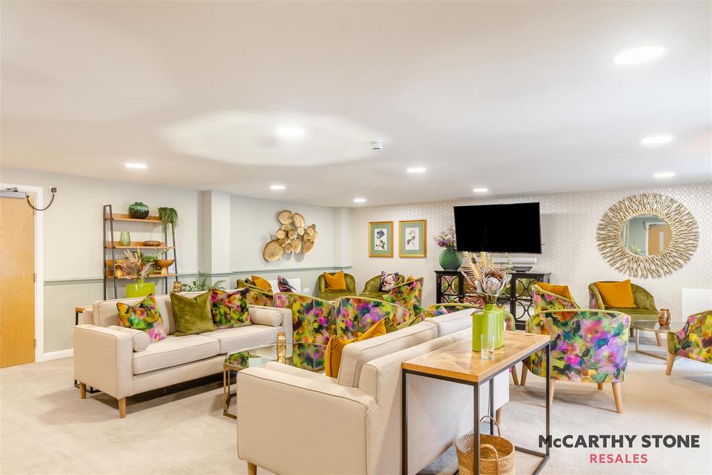 8583958-interior01.jpg