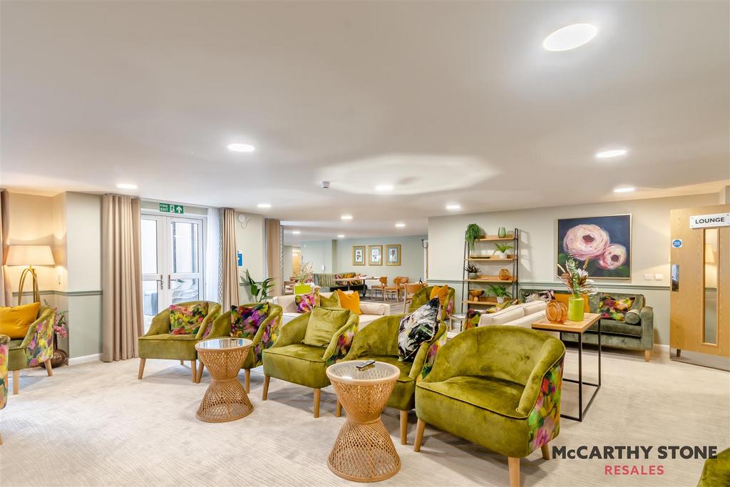 8583958-interior03.jpg