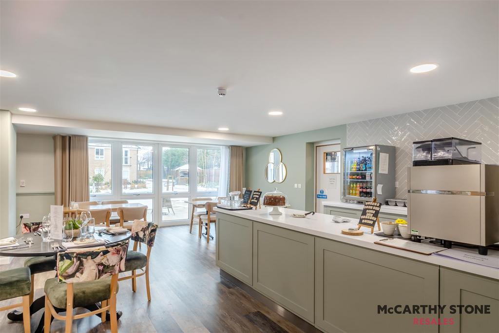 8583958-interior05.jpg