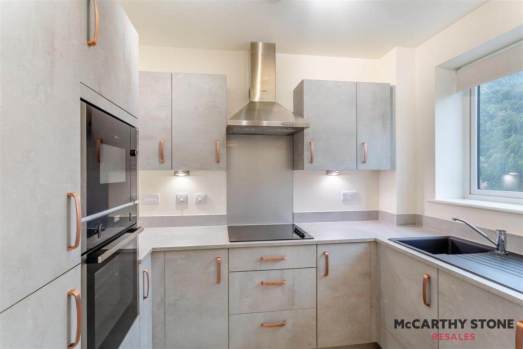 8626018-interior08.jpg