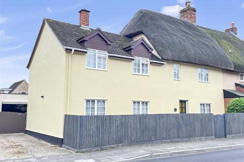 5 bedroom cottage for sale, Shaftesbury Road, Salisbury SP2