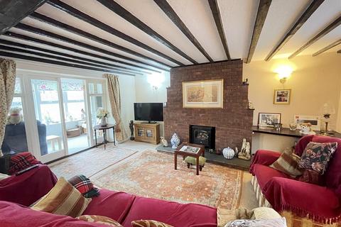 5 bedroom cottage for sale, Shaftesbury Road, Salisbury SP2