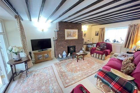 5 bedroom cottage for sale, Shaftesbury Road, Salisbury SP2