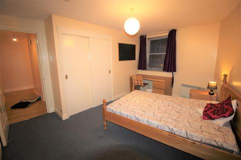 3 bedroom apartment to rent, Taylor Court, Monk Street, Newcastle Upon Tyne, NE1 5XD