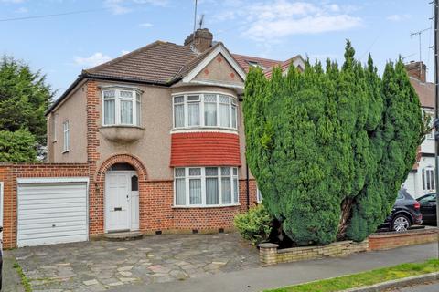 3 bedroom semi-detached house for sale, St Michaels Crescent, Pinner, HA5