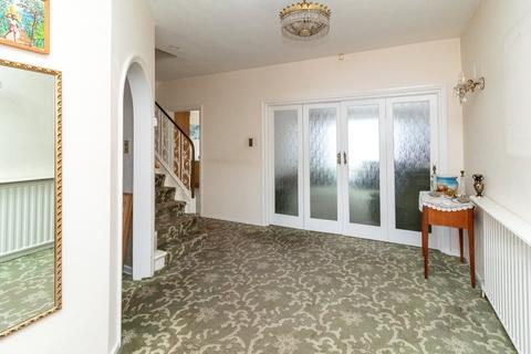 5 bedroom detached house for sale, St. Margarets Road, Edgware, HA8