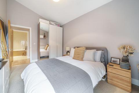 3 bedroom apartment for sale, Durham Wharf Drive, Brentford, Middlesex